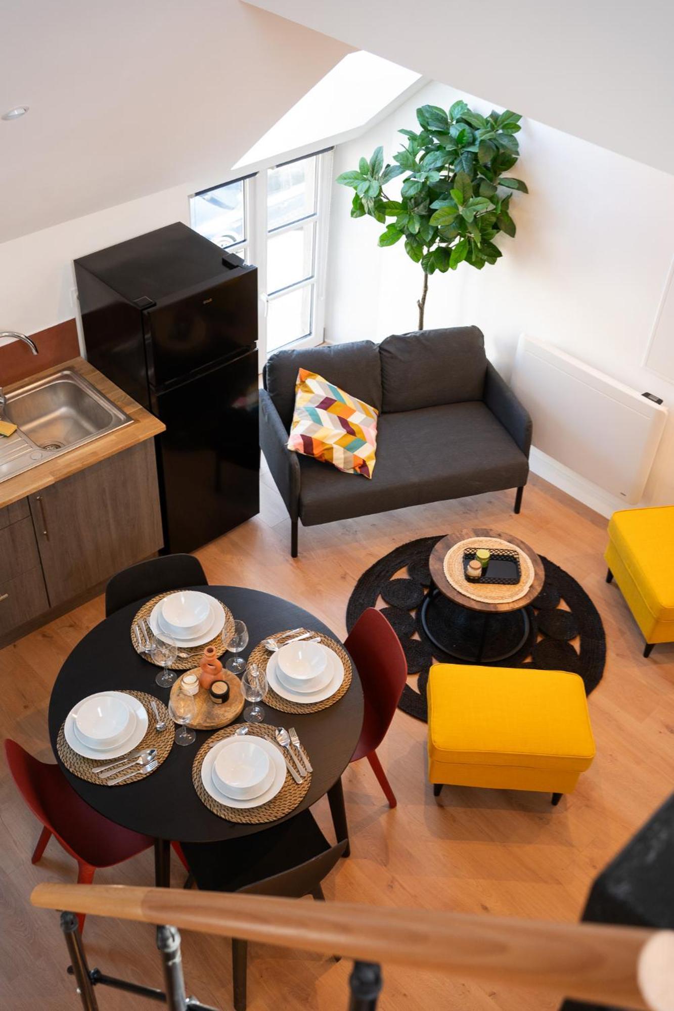 Appartements Plein Centre, A 5 Minutes Du Chateau Onzain Exterior photo